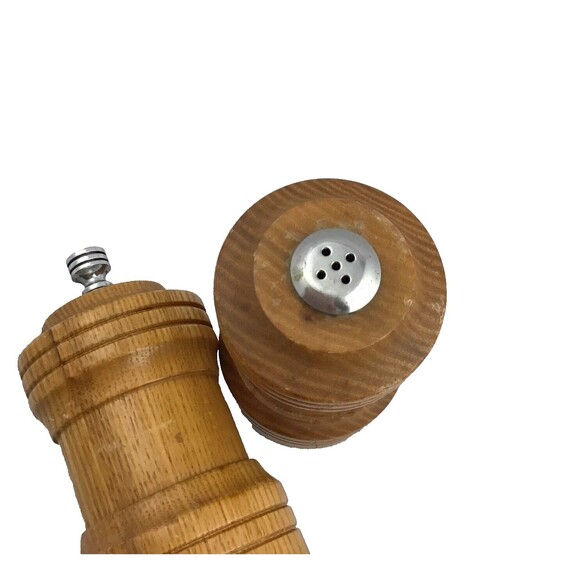 Vintage Olde Thompson Salt Pepper Shaker Mill Grinder Set Wood MCM Made in USA - Picture 7 of 9